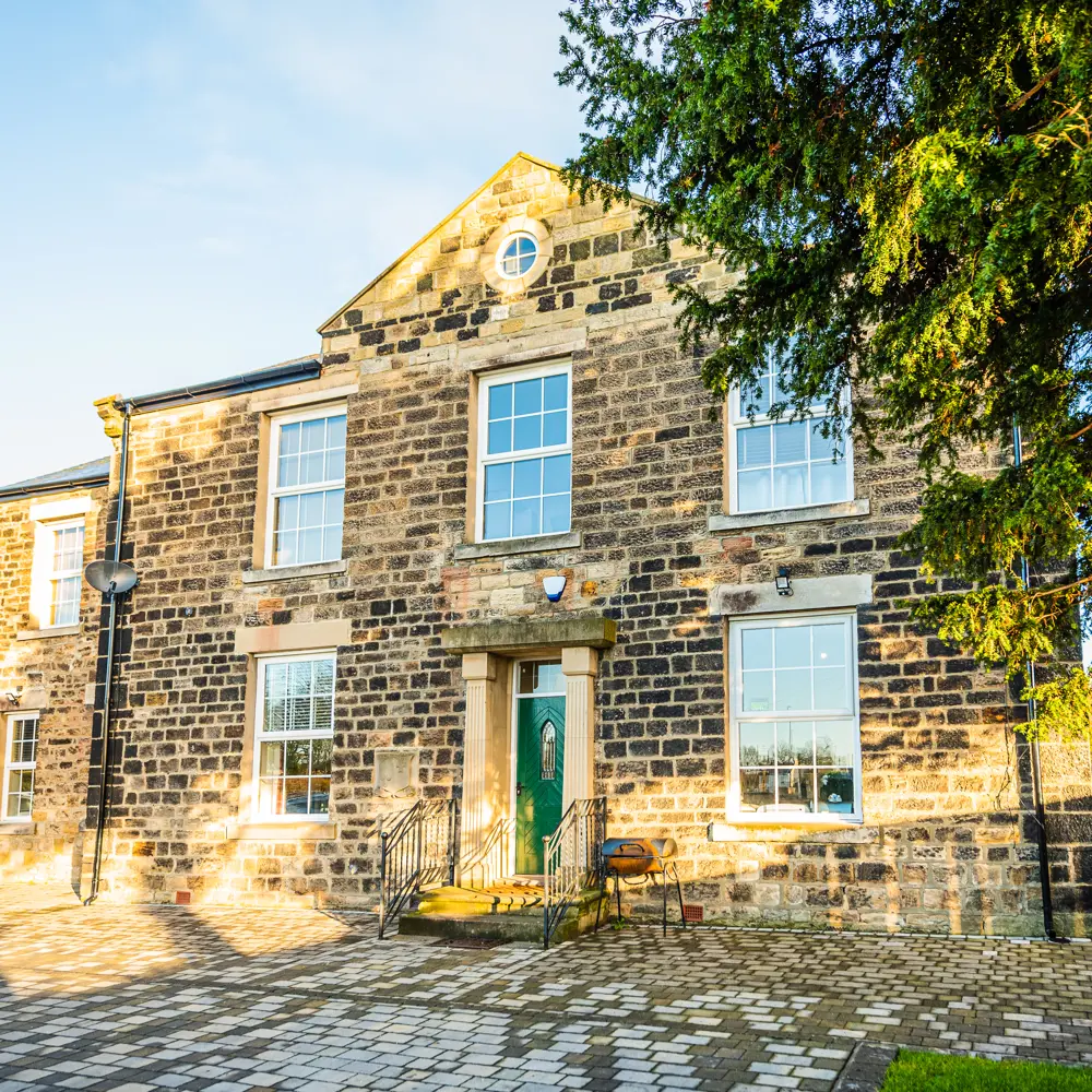 Exterior image of Ferpark Children's Home building