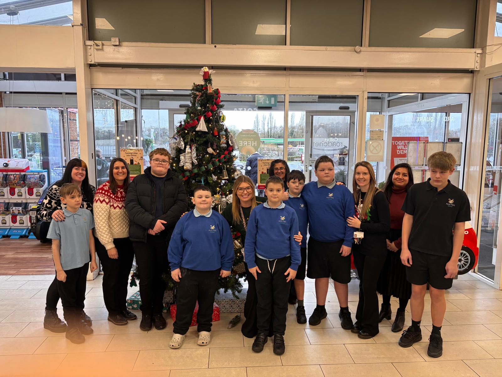 Pupils and the Team from Avon ark School 